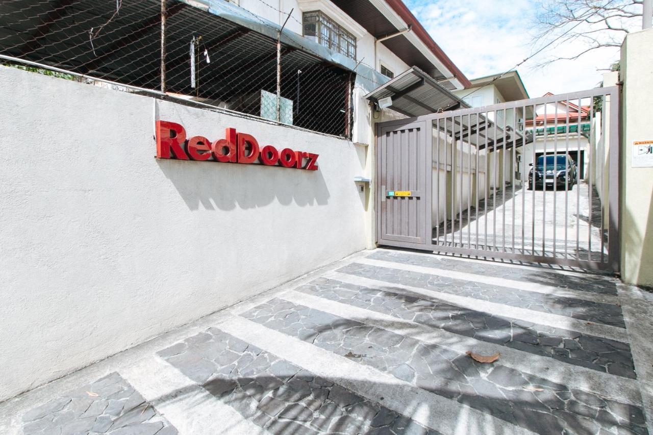 Reddoorz Plus @ A Rita Street San Juan San Juan  Екстериор снимка