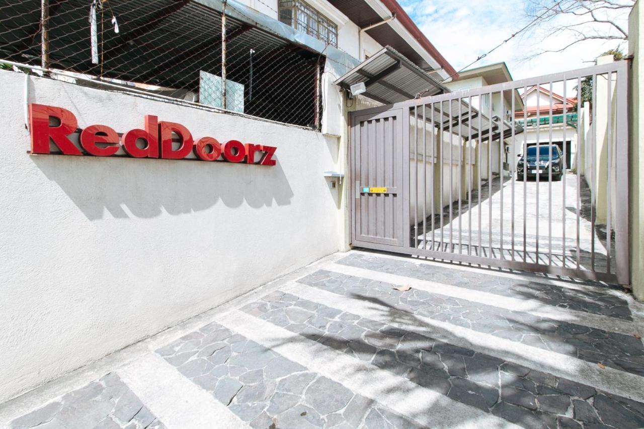 Reddoorz Plus @ A Rita Street San Juan San Juan  Екстериор снимка