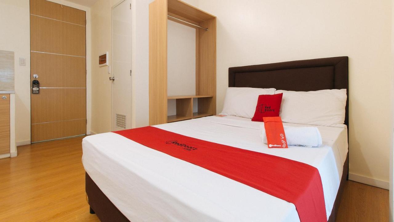 Reddoorz Plus @ A Rita Street San Juan San Juan  Екстериор снимка